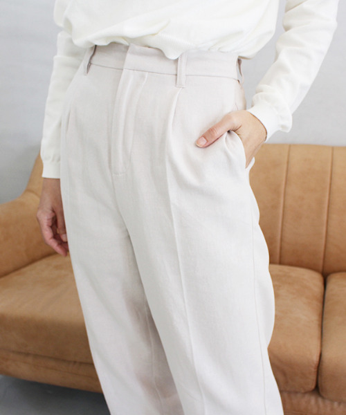 MODE ROBE(モードローブ)の「センタープレスコットンパンツ(その他パンツ・レディース・ベージュ/アイボリー・FREE)」の11枚目の写真