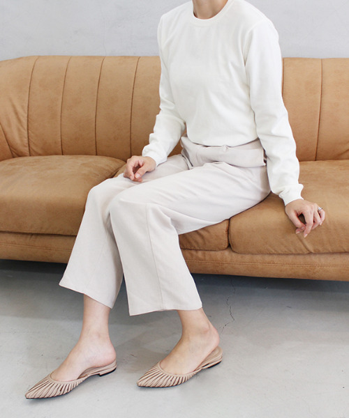 MODE ROBE(モードローブ)の「センタープレスコットンパンツ(その他パンツ・レディース・ベージュ/アイボリー・FREE)」の3枚目の写真