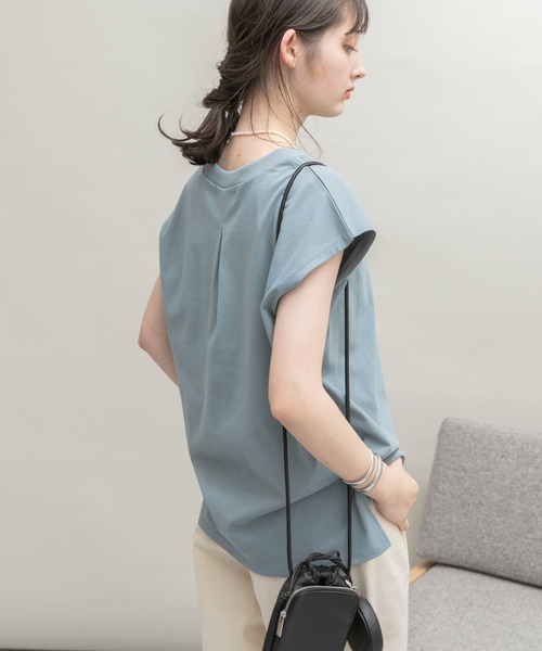 UR Lab.（アーバンリサーチラボ）の「UR Lab.　ICESUMMER フレンチスリーブタックTシャツ（Tシャツ/カットソー・レディース・ブラック/カーキ/ライトブルー/オフホワイト/ダークブラウン/オレンジ/ライトベージュ/イエロー・FREE）」の17枚目の写真