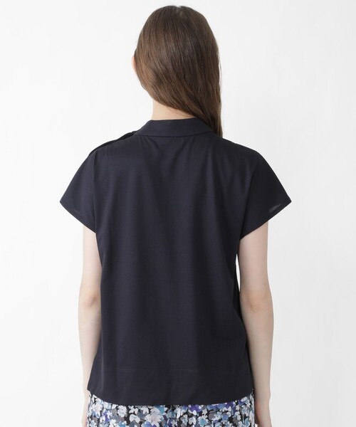 BLUE LABEL CRESTBRIDGE（ブルーレーベルクレストブリッジ）の「ハイブリッドコットン モックネックカットソー（Tシャツ/カットソー・レディース・ダークネイビー/ブラック/ライトグレー・38）」の9枚目の写真