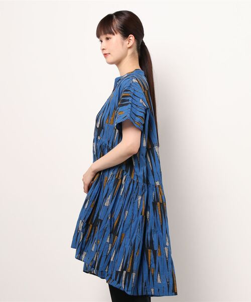 チャイハネ（チャイハネ）の「【チャイハネ】アフリカン幾何学柄チュニック（チュニック・レディース・レッド/イエロー/ブルー・FREE）」の4枚目の写真