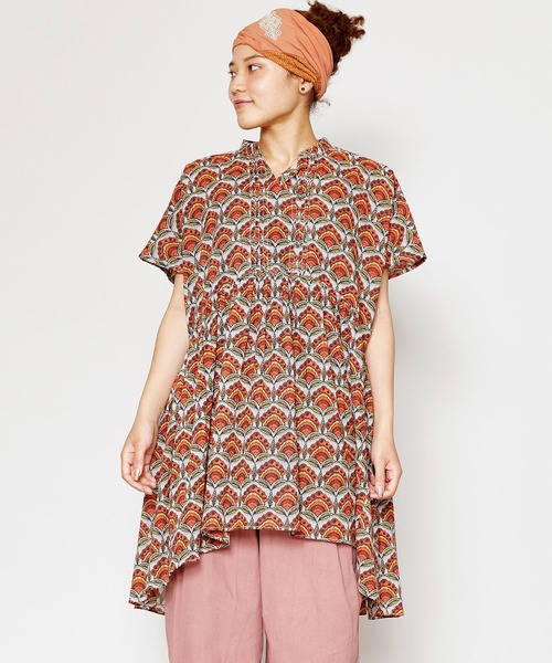 チャイハネ（チャイハネ）の「【チャイハネ】アフリカン幾何学柄チュニック（チュニック・レディース・レッド/イエロー/ブルー・FREE）」の3枚目の写真
