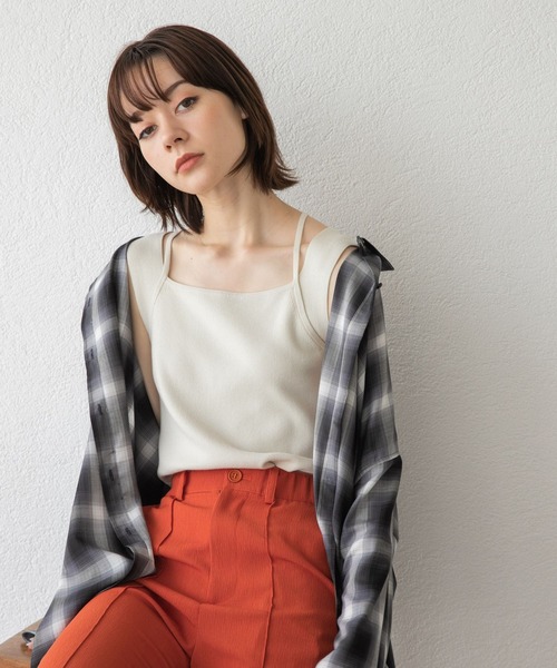 JEANASIS（ジーナシス）の「ホルターデザインソウバリタンク/955915（タンクトップ・レディース・ブラック/グリーン/グレイッシュベージュ/ブルー/オレンジ/アイボリー/ダークグリーン・FREE）」の2枚目の写真