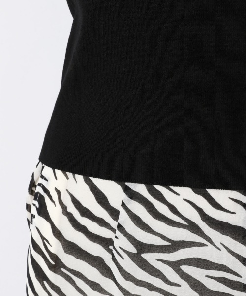 JEANASIS（ジーナシス）の「ホルターデザインソウバリタンク/955915（タンクトップ・レディース・ブラック/グリーン/グレイッシュベージュ/ブルー/オレンジ/アイボリー/ダークグリーン・FREE）」の9枚目の写真