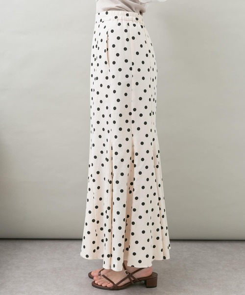 UR Lab.（アーバンリサーチラボ）の「柄切り替えフレアスカート（スカート・レディース・ベージュ/ブラック/アイボリー・FREE）」の11枚目の写真