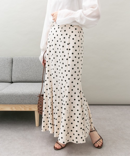 UR Lab.（アーバンリサーチラボ）の「柄切り替えフレアスカート（スカート・レディース・ベージュ/ブラック/アイボリー・FREE）」の15枚目の写真