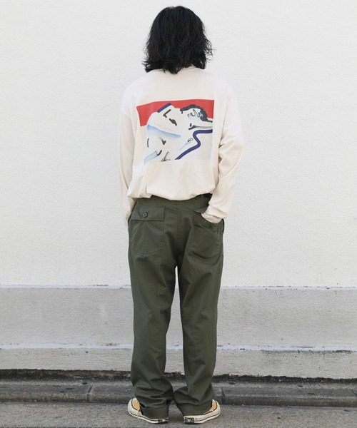 select MOCA（セレクトモカ）の「イラストロングTシャツ（ユニセックスロンT）（Tシャツ/カットソー・レディース・ホワイト×レッド/ホワイト×ブルー/ブラック×レッド/ブラック×ブルー・SMALL/MEDIUM/LARGE/X-LARGE）」の13枚目の写真