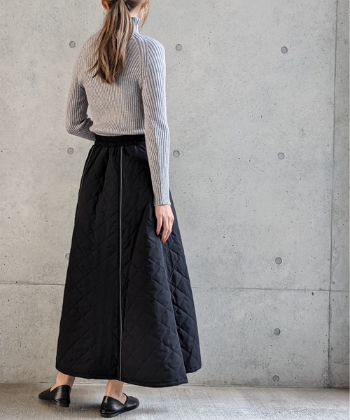 Per sist ence(パーシエンス)の「Per sist ence/パーシエンス 中綿ダイヤキルトフレアスカート(スカート・レディース・アイボリー/ブラック・FREE)」の8枚目の写真