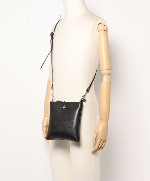 Vivienne Westwood（ヴィヴィアンウエストウッド）の「51160005