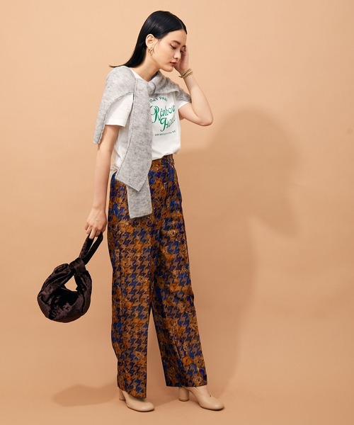 ADAM ET ROPE'（アダムエロペ）の「ice-creamパッケージロゴTシャツ（Tシャツ/カットソー・レディース・ホワイト/チャコールグレー/キナリ・FREE）」の19枚目の写真