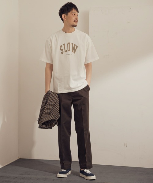 URBAN RESEARCH DOORS（アーバンリサーチドアーズ）の「カレッジプリントTシャツ（Tシャツ/カットソー・メンズ・ブラウン/ライトグレー/ホワイト・38/40）」の15枚目の写真