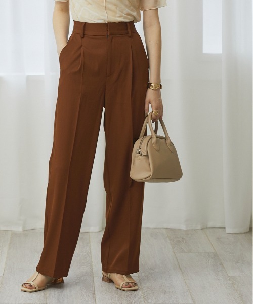 ANGIE（アンジー）の「ハイウエストセンタープレススラックスパンツ