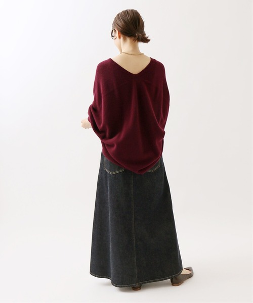 IENA（イエナ）の「コクーンVプルオーバー◆（ニット/セーター・レディース・ボルドー/グレー/ナチュラル・FREE）」の6枚目の写真