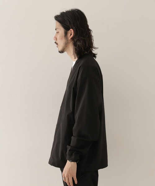 URBAN RESEARCH Sonny Label（アーバンリサーチサニーレーベル）の「『抗菌/撥水』テックカーディガン（カーディガン/ボレロ・メンズ・カーキ/ブラック・MEDIUM/LARGE）」の11枚目の写真
