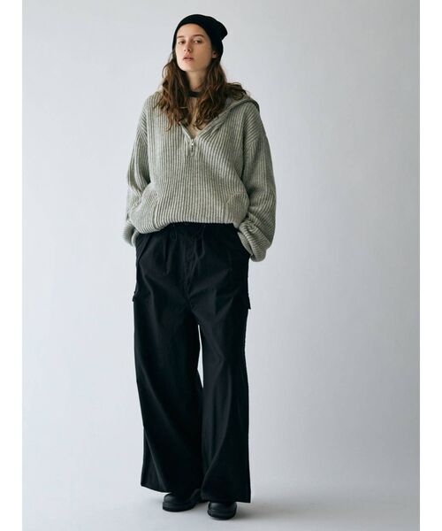 Ungrid（アングリッド）の「ミリタリールーズワイドパンツ（その他パンツ・レディース・ブラック/カーキ・SMALL/MEDIUM）」の3枚目の写真