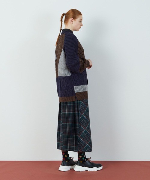 FRAPBOIS（フラボア）の「パッチケーブル（カーディガン/ボレロ・レディース・ホワイト/ネイビー・1）」の20枚目の写真