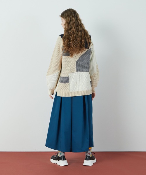 FRAPBOIS（フラボア）の「パッチケーブル（カーディガン/ボレロ・レディース・ホワイト/ネイビー・1）」の6枚目の写真