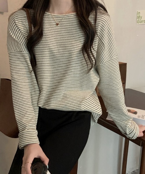 Diosfront(ディオスフロント)の「ハーフボーダーロングTシャツ(Tシャツ/カットソー・レディース・ホワイト/ブラック/ブラウン・FREE)」の16枚目の写真