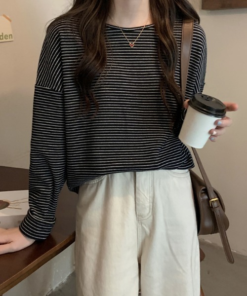 Diosfront(ディオスフロント)の「ハーフボーダーロングTシャツ(Tシャツ/カットソー・レディース・ホワイト/ブラック/ブラウン・FREE)」の21枚目の写真