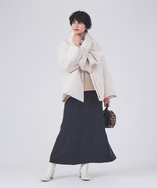 Rouge vif(ルージュヴィフ)の「グログランダウン(ダウンジャケット/コート・レディース・アイボリー/ブラック・36/38)」の3枚目の写真