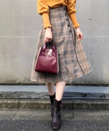 パイピングフレアスカート