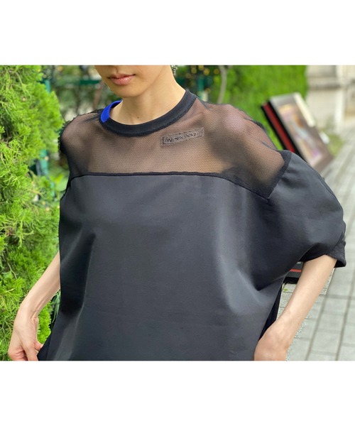 FLUMOR(フラマー)の「ワンポイントロゴメッシュmixドレス(チュニック・レディース・イエロー/ブラック・38)」の13枚目の写真