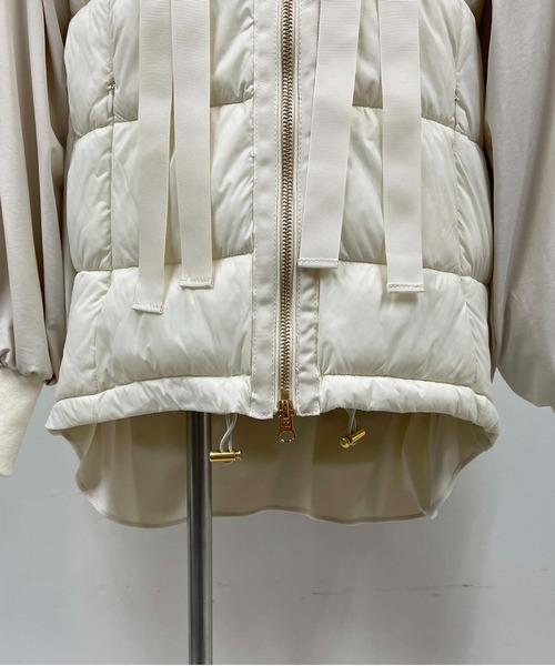 LUGIVA(ルギヴァ)の「蓄熱中綿キルト切り替えジャケット(マウンテンパーカー・レディース・ブラック/オフホワイト・M)」の14枚目の写真