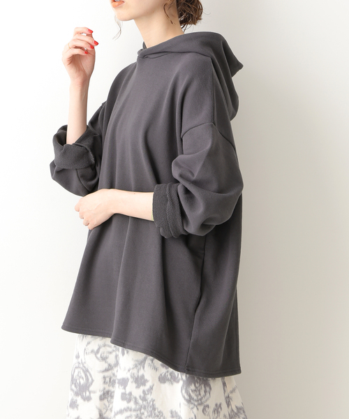 IENA(イエナ)の「裏毛フードプルオーバー◆(Tシャツ/カットソー・レディース・チャコールグレー/ブラック/ホワイト系その他・FREE)」の18枚目の写真