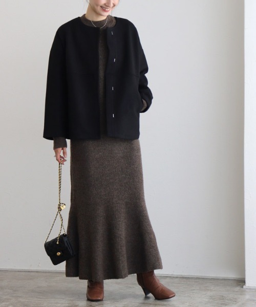 Pierrot（ピエロ）の「ふんわりウォッシャブル裾切り替えプチハイネックニットワンピース（ワンピース・レディース・ネイビー/モカ/チャコール/ベージュ/ブラウン/グリーン/グレイッシュベージュ/ブルー・M/L）」の15枚目の写真