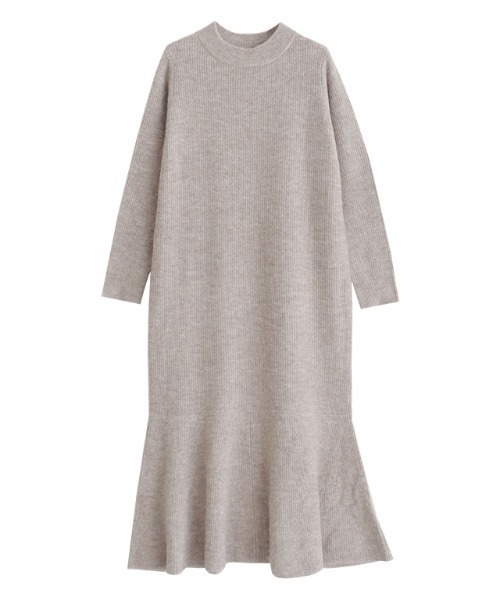 Pierrot（ピエロ）の「ふんわりウォッシャブル裾切り替えプチハイネックニットワンピース（ワンピース・レディース・ネイビー/モカ/チャコール/ベージュ/ブラウン/グリーン/グレイッシュベージュ/ブルー・M/L）」の9枚目の写真