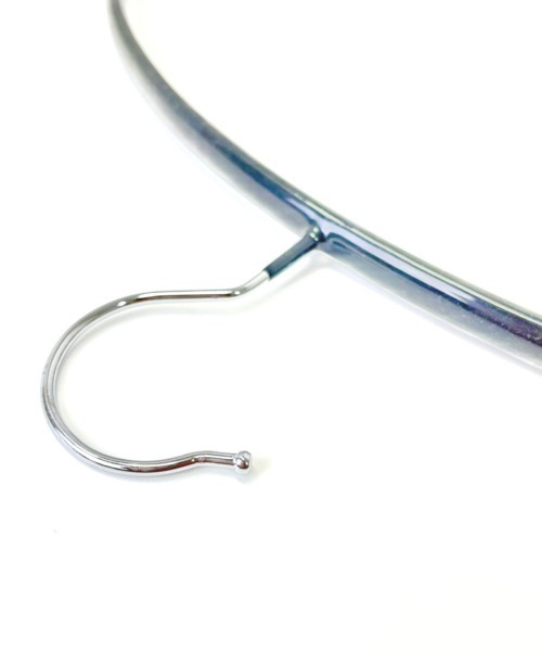 entre square(アントレスクエアー)の「メタルハンガー 5本セット すべりにくい 型崩れしない(ランドリーグッズ・レディース・ホワイト/ブラック・ONE SIZE)」の18枚目の写真