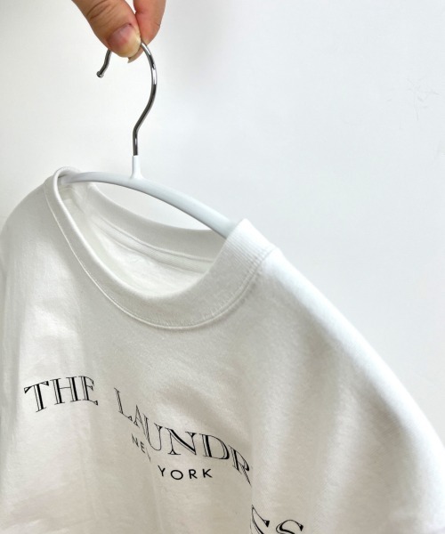 entre square(アントレスクエアー)の「メタルハンガー 5本セット すべりにくい 型崩れしない(ランドリーグッズ・レディース・ホワイト/ブラック・ONE SIZE)」の4枚目の写真