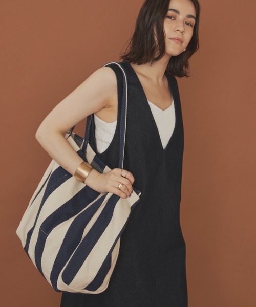 Aunt Marie's（アントマリーズ）の「ストライプオーバートートバッグ（トートバッグ・レディース・ブラック/ネイビー・FREE）」の10枚目の写真