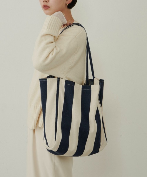 Aunt Marie's（アントマリーズ）の「ストライプオーバートートバッグ（トートバッグ・レディース・ブラック/ネイビー・FREE）」の18枚目の写真