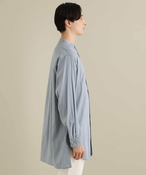a.v.v（アーヴェヴェ）の「ロングシルエットバンドカラーシャツ（シャツ/ブラウス・メンズ・ライトグレー/ライトブルー・46/48）」の10枚目の写真
