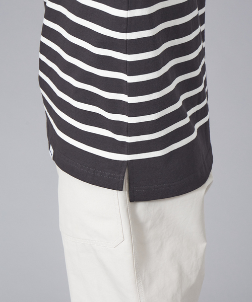 MONT KEMMEL（モンケメル）の「【MONTKEMMEL / モンケメル】別注 ボーダー オーバーサイズ クルーネック バスクTシャツ（Tシャツ/カットソー・メンズ・ブラック/カーキ/ブルー/スミクロ/グレイッシュブルー・46/48）」の15枚目の写真