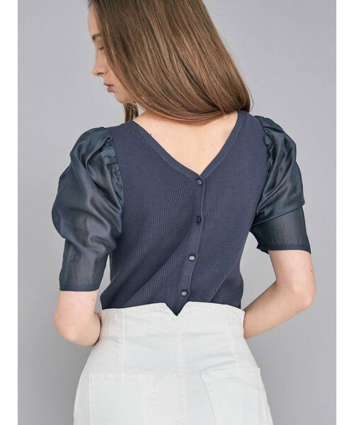 MERCURYDUO（マーキュリーデュオ）の「2WAY異素材パフスリーブニットカーディガン（カーディガン/ボレロ・レディース・オフホワイト/ベビーピンク/ネイビー・FREE）」の8枚目の写真