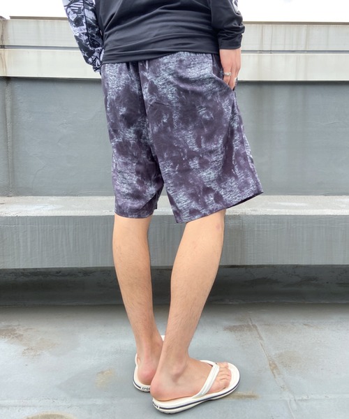 Hurley　水陸両用パンツセットアップ（ネイビー花柄） Hurley 水陸両用パンツセットアップ（ネイビー花柄）