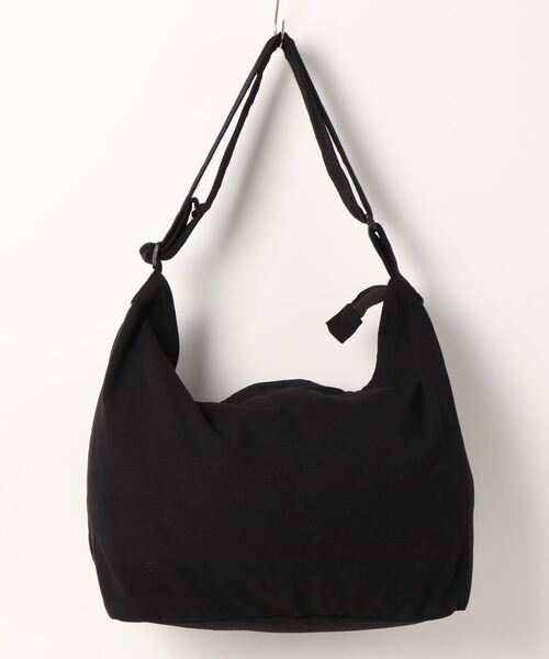 Fun & Daily（ファンアンドデイリー）の「F&D : ビッグキャンバスショルダーバッグ（ショルダーバッグ・レディース・ホワイト/ブラック・FREE）」の4枚目の写真