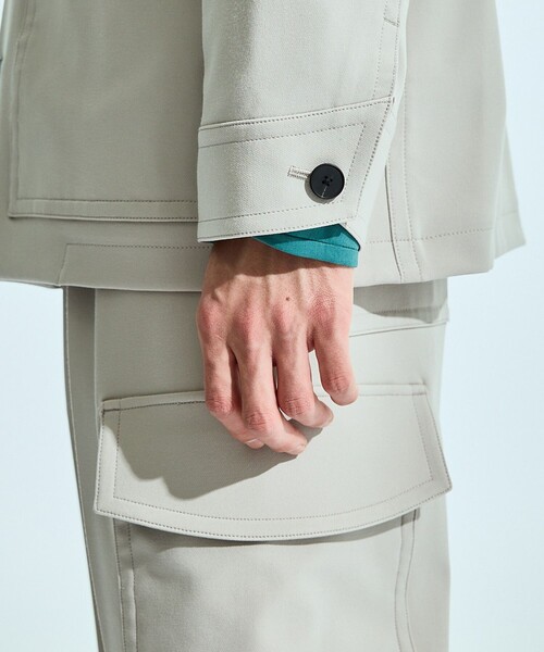 UNITED TOKYO（ユナイテッドトウキョウ）の「ラウンドフラップストレッチブルゾン（ブルゾン・メンズ・ライトグレー/ブラック/ミント・1/2/3）」の4枚目の写真