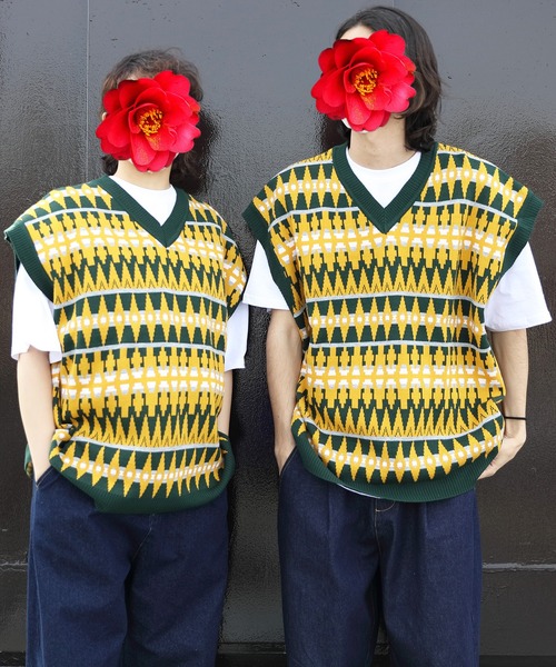 ８(eight)（エイト）の「ジャガード幾何学柄ニットベスト（ベスト・メンズ・ベージュ/グリーン/チャコール・LARGE/X-LARGE/MEDIUM）」の2枚目の写真