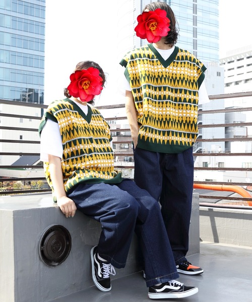 ８(eight)（エイト）の「ジャガード幾何学柄ニットベスト（ベスト・メンズ・ベージュ/グリーン/チャコール・LARGE/X-LARGE/MEDIUM）」の16枚目の写真