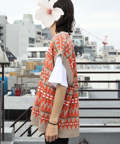 ８(eight)（エイト）の「ジャガード幾何学柄ニットベスト（ベスト・メンズ・ベージュ/グリーン/チャコール・LARGE/X-LARGE/MEDIUM）」の21枚目の写真