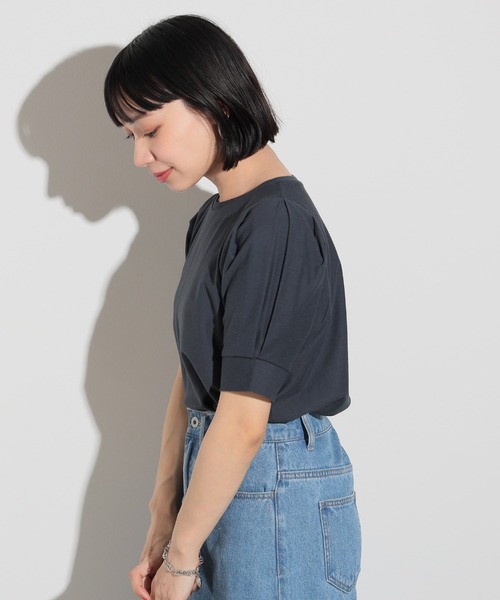 BEAMS HEART(ビームスハート)の「タックスリーブ プルオーバー(シャツ/ブラウス・レディース・ケリーグリーン/オフホワイト/ネイビー/パープル系その他3/ブラック・FREE)」の11枚目の写真