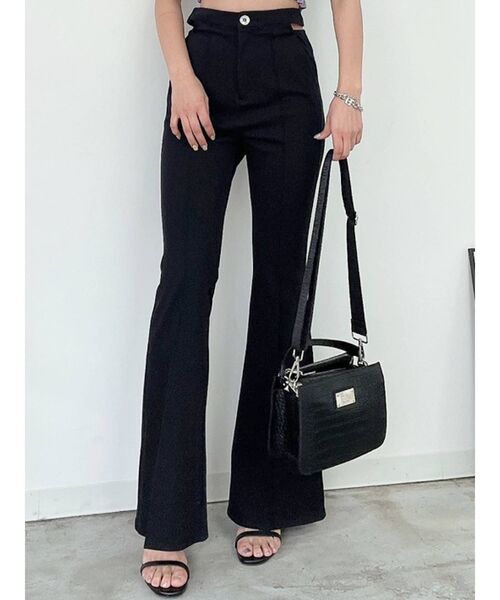 GYDA(ジェイダ)の「SIDE CUT HIPUP パンツ(デニムパンツ・レディース・ブラック・SMALL/X-SMALL/MEDIUM)」の1枚目の写真