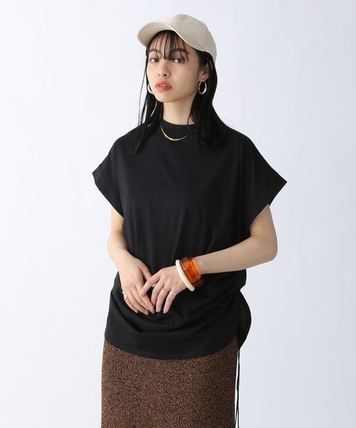 JEANASIS（ジーナシス）の「シャロークルーネックサイドドロストTEE/288337（Tシャツ/カットソー・レディース・オフホワイト/ブラック/グリーン・FREE）」の19枚目の写真