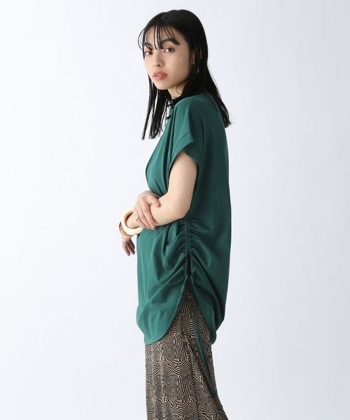 JEANASIS（ジーナシス）の「シャロークルーネックサイドドロストTEE/288337（Tシャツ/カットソー・レディース・オフホワイト/ブラック/グリーン・FREE）」の16枚目の写真