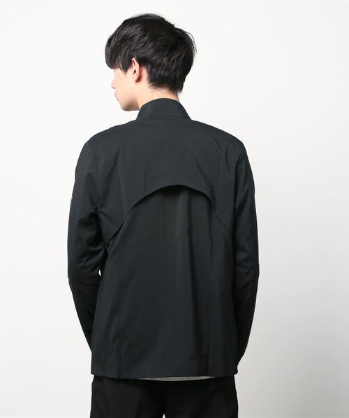 Reebok（リーボック）の「ランニング ウーブン ジャケット / Running Woven Jacket /（ブルゾン・メンズ・ブラック・SMALL/MEDIUM/LARGE/X-LARGE/XX-LARGE/XXX-LARGE/X-SMALL）」の4枚目の写真
