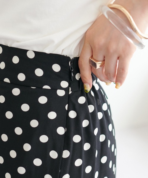DISCOAT（ディスコート）の「ドットナロースカート（スカート・レディース・ブラック/ブラウン・MEDIUM/LARGE）」の15枚目の写真