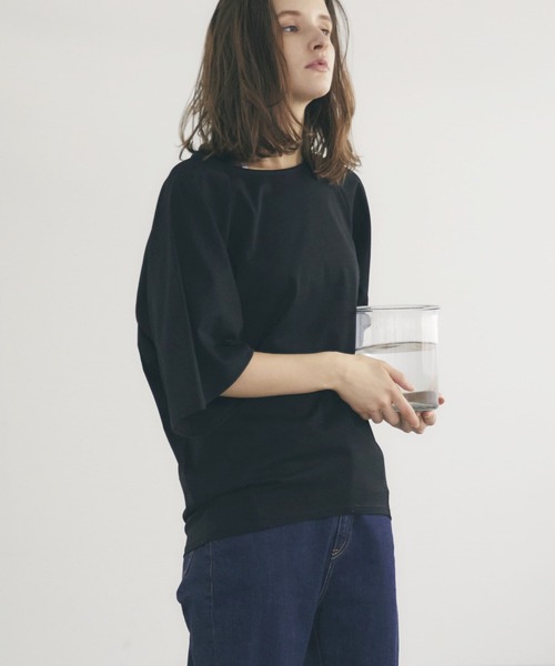 Julier Yoga and Relax(ジュリエヨガアンドリラックス)の「Julier リネンプレミアム天竺プルオーバー(Tシャツ/カットソー・レディース・ホワイト/ブラック/カーキ・FREE)」の8枚目の写真
